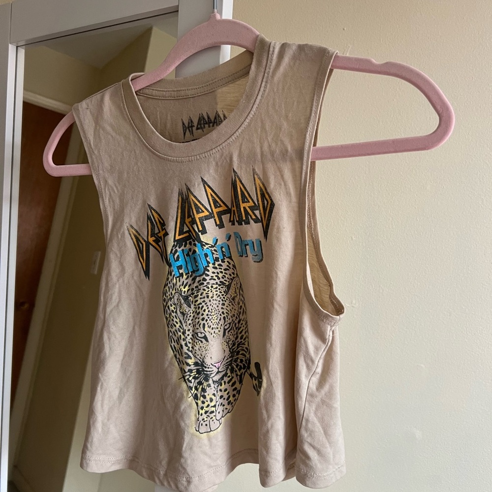 DEF LEPARD Sleeveless Tan Crop Top